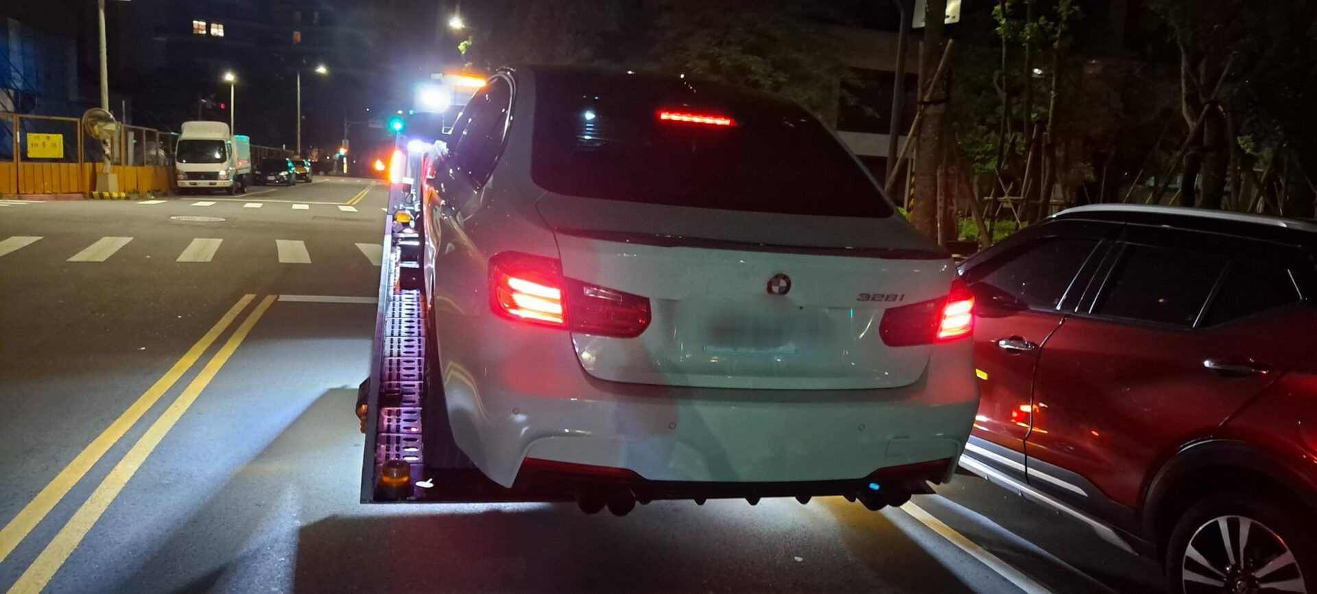 坪林區道路救援｜24H 新北市拖吊車 ｜汽機車/山路落石車禍・茶園陷車