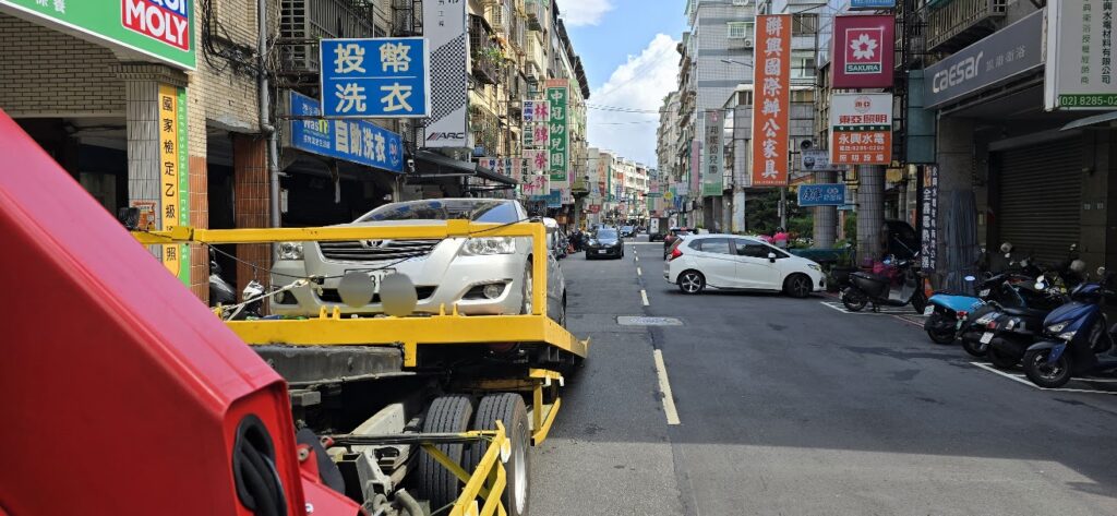 🚨 除夕 春節 道路救援 過年拖吊車 | 汽車/機車/重機24H全年快速支援