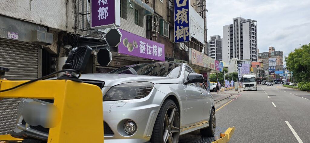 蘆洲 三重 五股拖吊救援 道路救援-24H穩順旺即時達