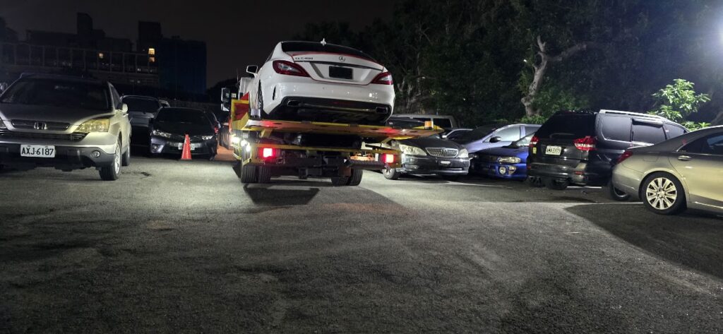 24H 道路救援・拖吊車｜新北市 汽車/重機/機車 多路況專業即時支援