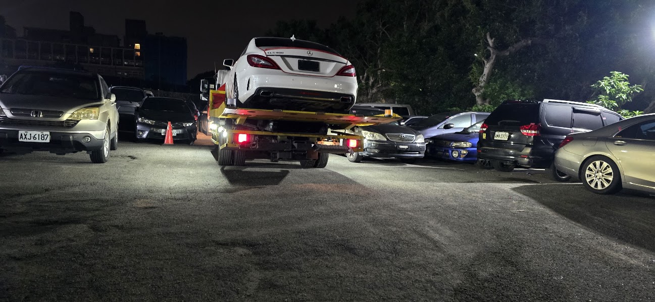 24H 道路救援・拖吊車｜新北市 汽車/重機/機車 多路況專業即時支援