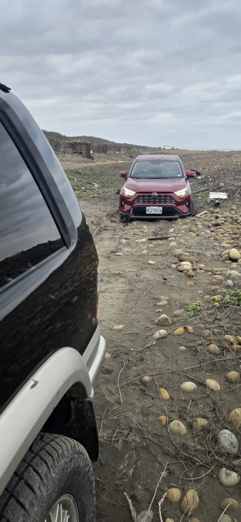 新北基隆桃園台北沙灘陷車拖吊不用愁！阿旺道路救援為您解憂