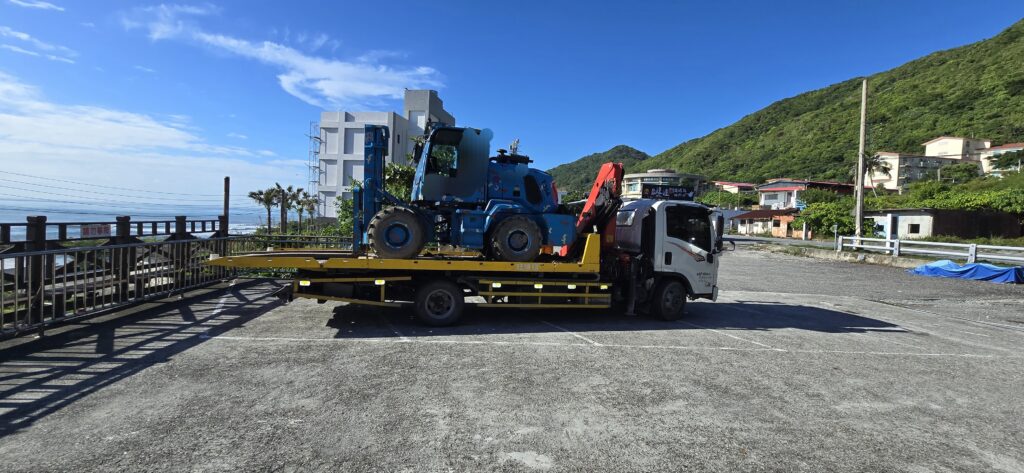 泰山區 24H 道路救援  新北市拖吊車｜扣牌車｜強制執行拖車｜地下室拖吊｜穩順旺道路救援