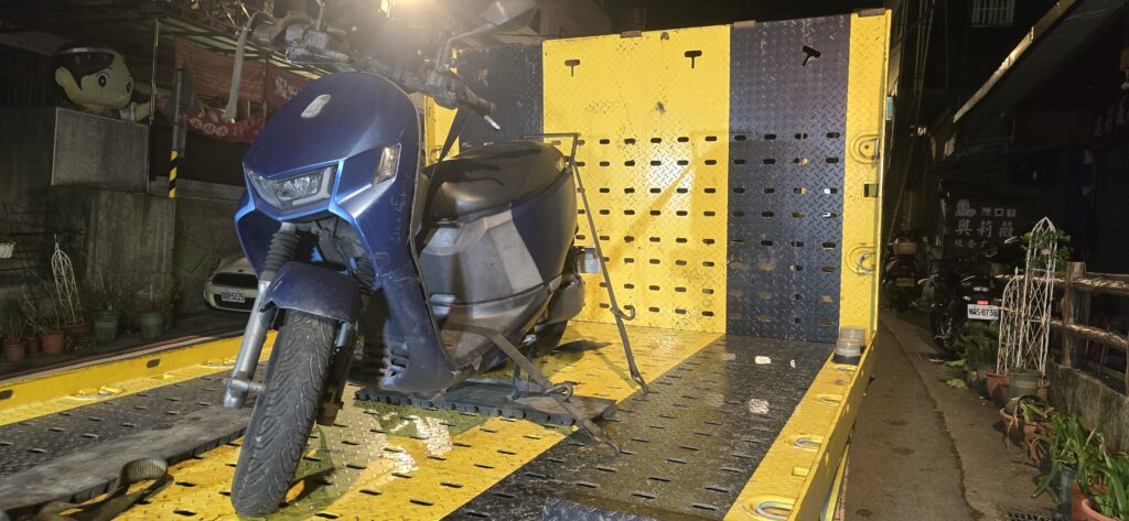 阿旺道路救援拖吊車防詐指南：夜間假日陷車處理及24小時專線0913177311