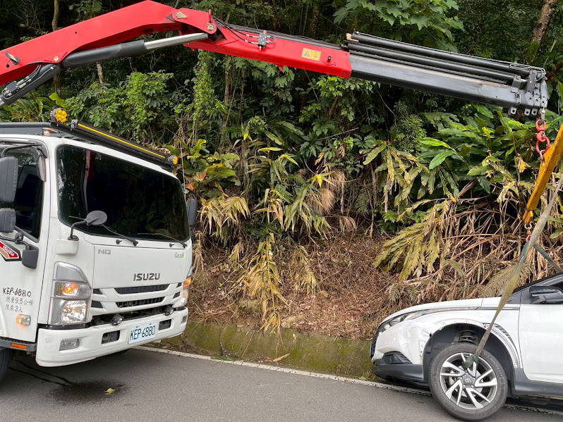 新竹道路救援推薦｜汽車、重機、機車拖吊完整指南｜市區、快速道路、山區、林道、產業道路一次看懂