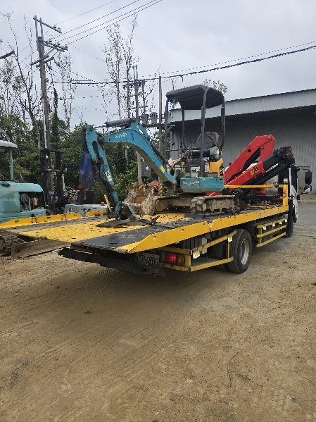 基隆拖吊車推薦指南｜汽車、貨車、重機、機車遇到爆胎、事故、拋錨怎麼辦？山路、濱海、港區與偏遠道路救援完整攻略