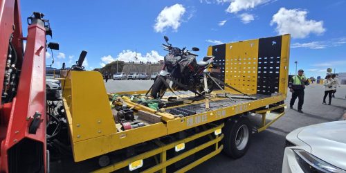 重機道路救援預防指南｜爆胎陷車急救步驟，24H穩順旺專業拖吊快速到場！