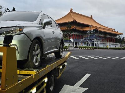 凌志車禍道路救援