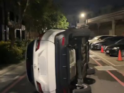 半夜車禍吊桿作業拖吊服務