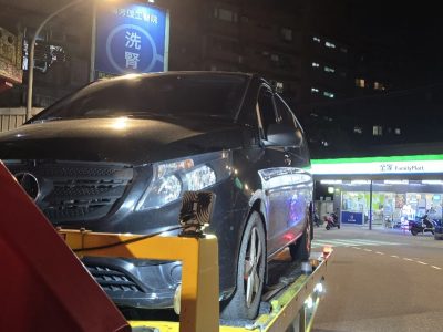 賓士商務車拋錨道路救援