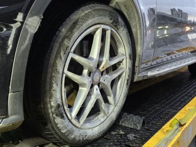賓士車禍道路救援